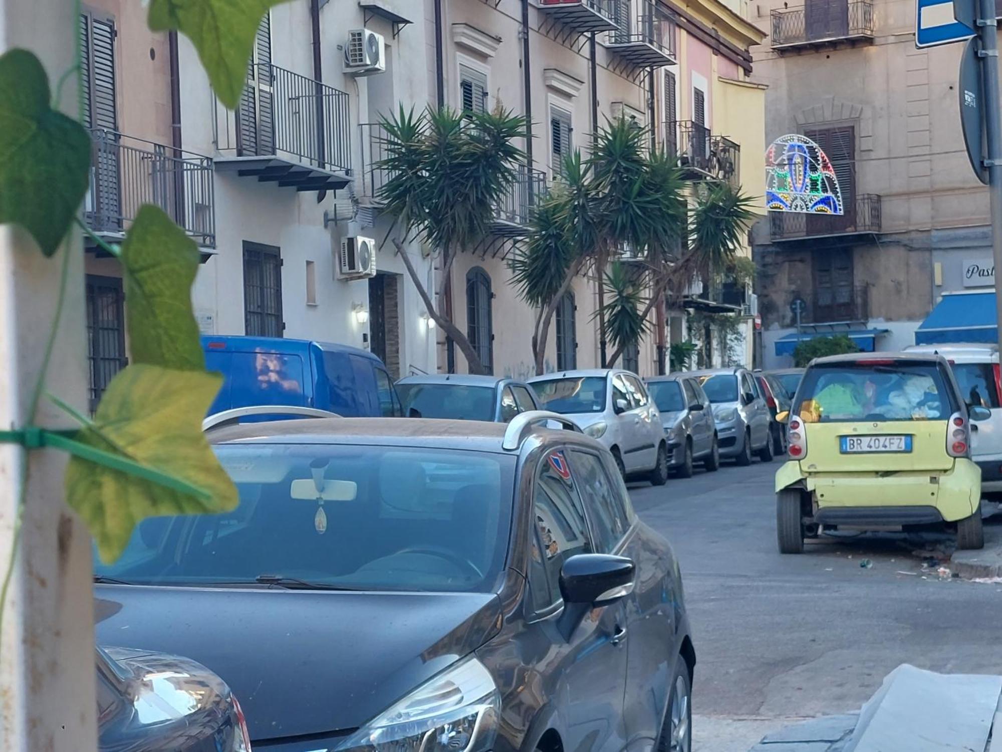 شقة Stanza Sicilia Bedda باليرمو المظهر الخارجي الصورة